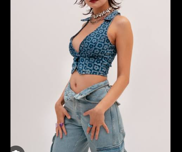 “My Emergency, My Money”: Viral $10,000 Savings Revelation Sparks Heated Debate on Love, Gender Roles, and Financial Boundaries