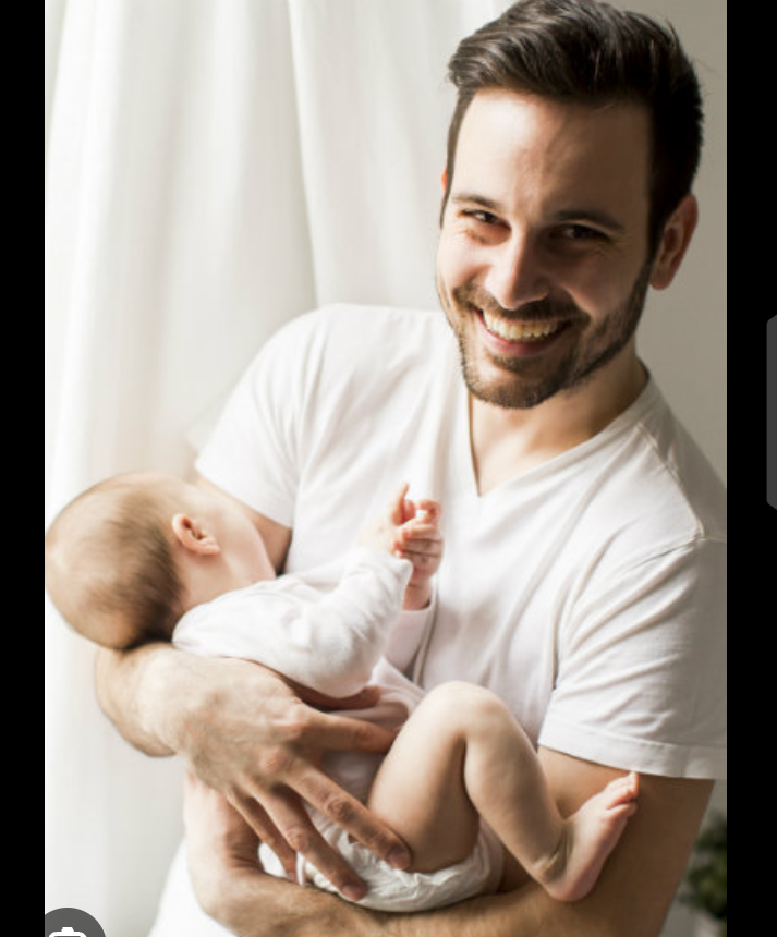 The Message That Melted Hearts: Nigerian Father’s Text to His Daughter Sparks Emotional Reactions Online