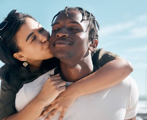 “Endurance Is Not Love”: Canada-Based Clergywoman’s Viral Confession Sparks Fierce Debate on Marriage, Boundaries, and Respect