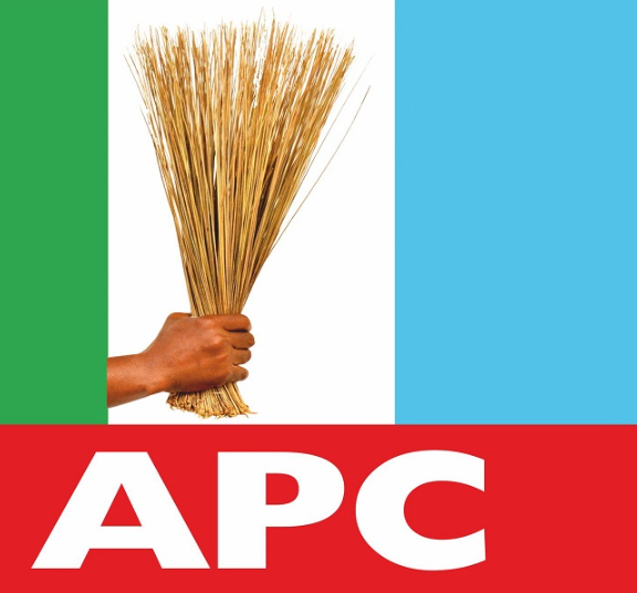 Ankara, Applause, and Allegiance: Viral Video of Woman Spraying Naira on Rarara During Tinubu’s Adamawa Visit Sparks Political Buzz