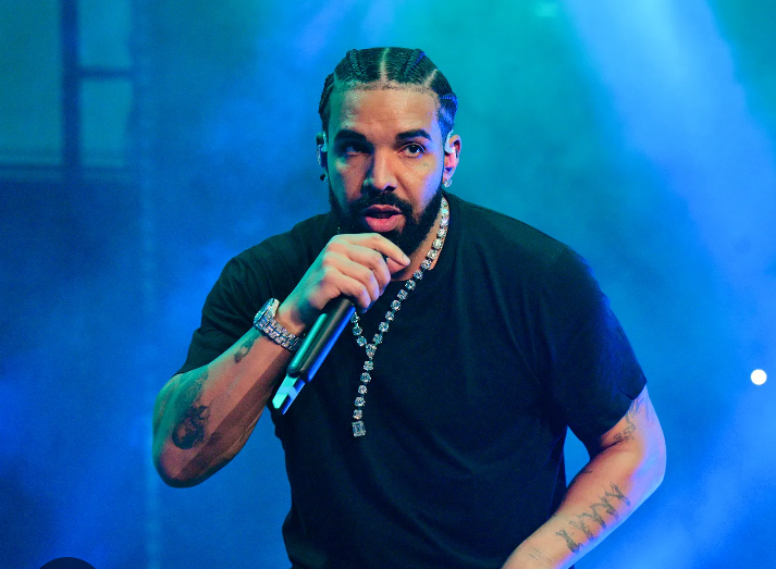 Drake’s $800,000 Christmas Surprise: Rap Superstar Gifts Friend a Brand New Rolls-Royce