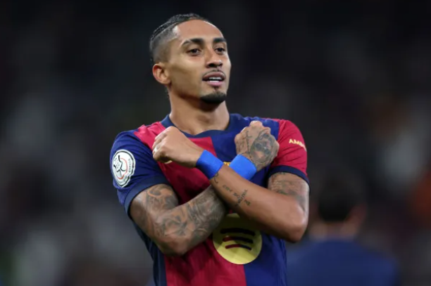 Barcelona Star Raphinha Blasts Disneyland Paris Over Racist Treatment of His Young Son in Viral Video