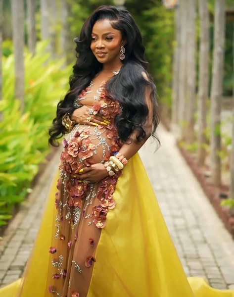 busterblog - Toke Makinwa Breaks the Internet as She Chooses Silence on Baby Daddy, Warns Close Circle to Stay Mute