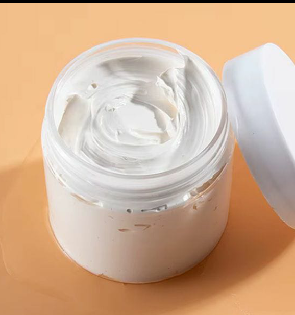 “No Longer Oyinbo”: Employer’s Skincare Confession Sparks Heated Debate on Colorism and Control