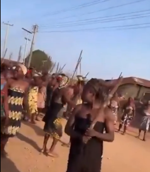 busterblog - Kogi Women Take Drastic Action Against Rising Insecurity: Half-Naked Protest in Oke-Ere