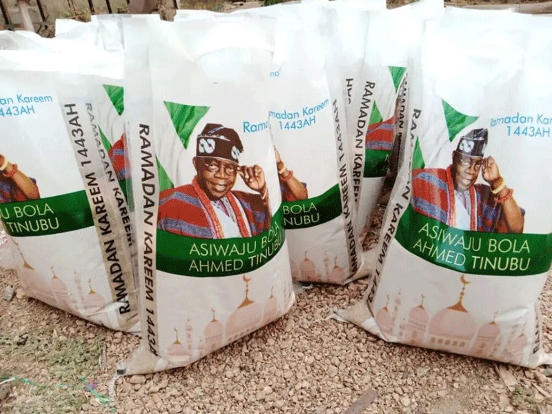 President Tinubu\'s Generous Ramadan Gesture: 7,000 Bags of Rice Donated to Zamfara\'s APC Members