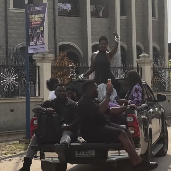 busterblog - “From Pickup Truck to Private Jet”: Tiwa Savage Shuts Down Critic Over Delta Performance, Sparks Conversation on Respect, Status, and Stardom