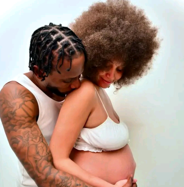 busterblog - “Oya Drop This One, Collect Another” – BBNaija Star Omashola and Wife Britnee Malin Welcome Baby No. 2 in Style