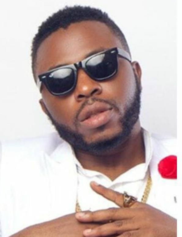 “‘2Face Na Your Mate?’ — Samklef Fires Back at Teni as Drama Erupts Over Viral Video Calling for 2Baba’s ‘Rescue’”