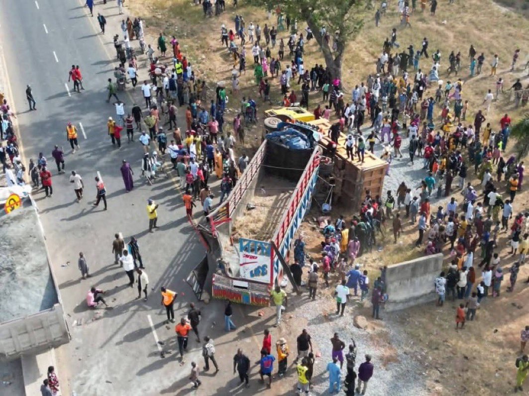 busterblog - Four Killed, Over 20 Injured as Truck Loses Brakes at Eggon Carnival in Nasarawa