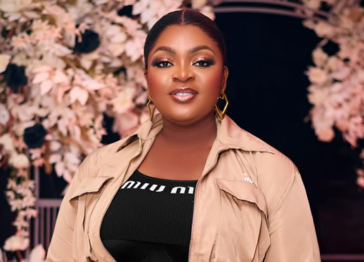 busterblog - “Am I That Ugly? A Whole Year Without a Crush” Eniola Badmus’ Balcony Rant Sparks Laughter Online
