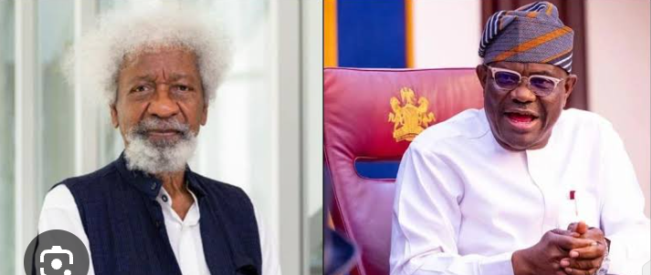 busterblog - Concern, Shock and Questions Trail Viral Photo of Wole Soyinka’s Swollen Leg During Visit to Benue Governor