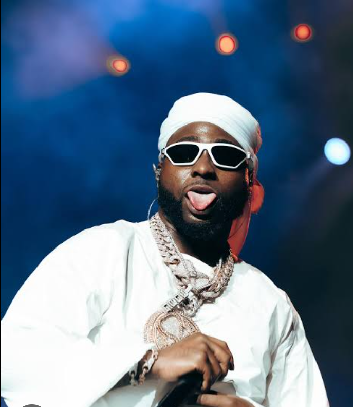 “Keep Your Circle Small”: Davido’s Quiet Message on Loyalty, Boundaries, and Cutting Off Unreliable People