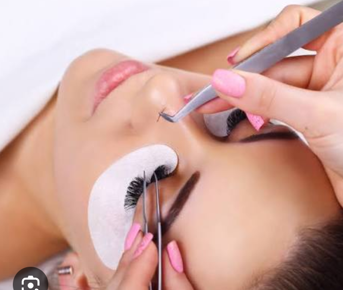 “My Woman Can Practice in the US and Canada” — A Simple Brag That Sparked a Loud Nigerian Internet Debate