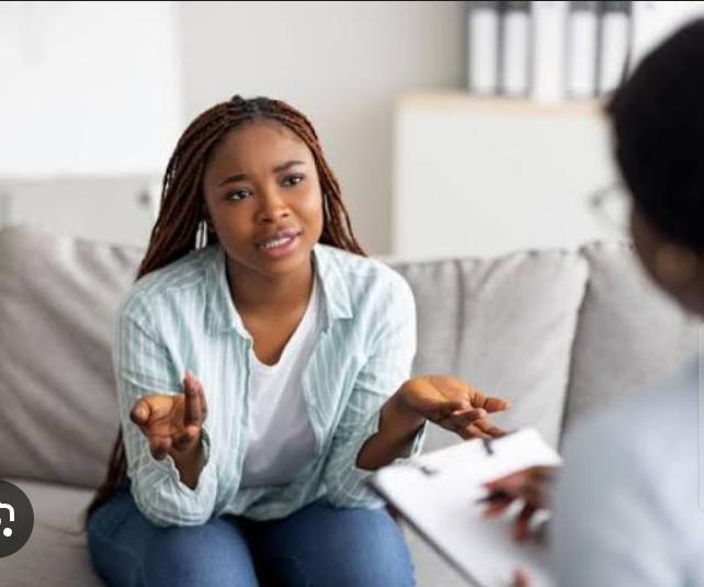 “His House or No House?”: Therapist John’s Marriage Advice Sparks a Firestorm on Masculinity, Money, and Modern Homes