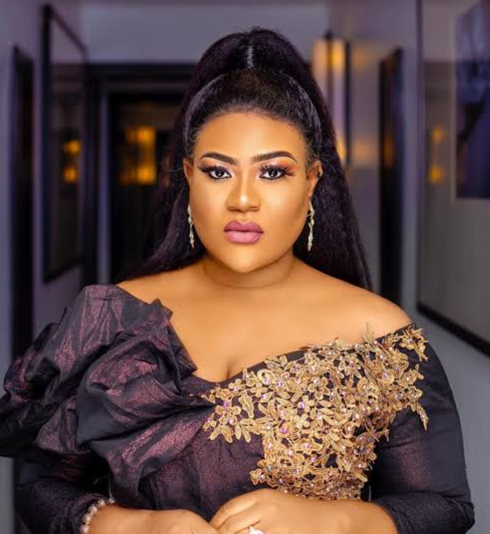 “Don’t Lose Track of Who Got You Pregnant” — Nkechi Blessing Drops Blunt Advice to Women Amid Davido’s Paternity Drama