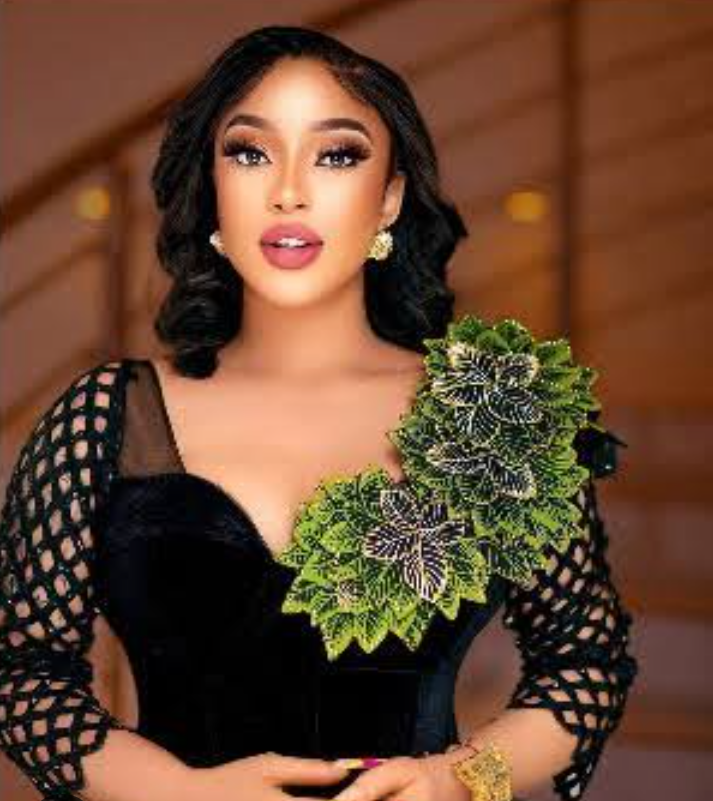 “God Will Raise Men to Gift You What You’ve Been Saving For” — Tonto Dikeh’s Powerful Prayer Sparks Emotional Reactions Online