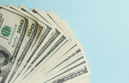 “I Went Out to Find Love and Found Only Debit Alerts”: Lagos Woman’s ₦100K Solo Date Confession Sparks Online Frenzy